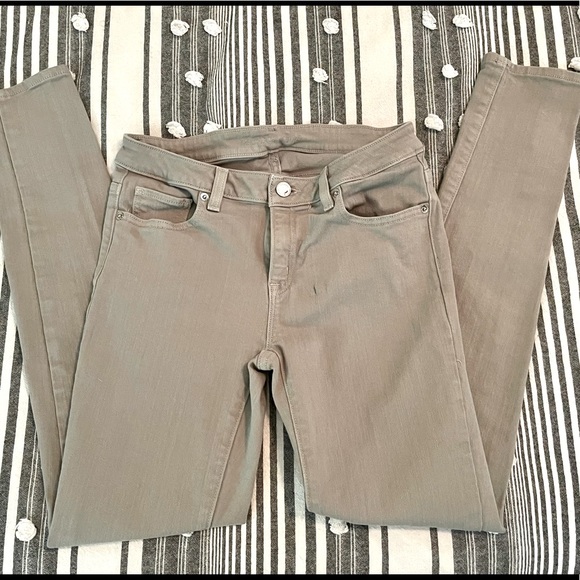 Michael Kors Light Grey Skinny Jeans - Size 2 - Picture 1 of 5